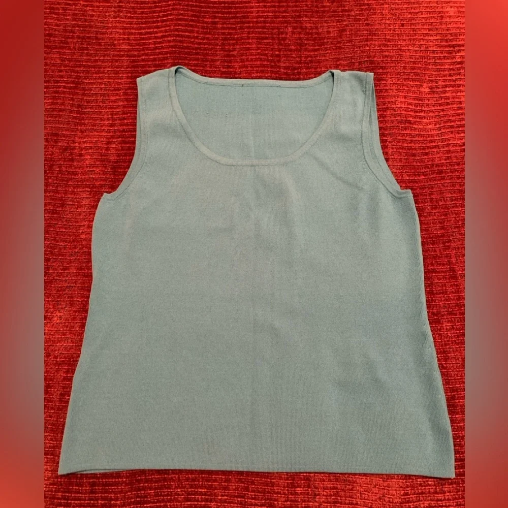 Turquoise Sleeveless Top - Picture 14 of 14
